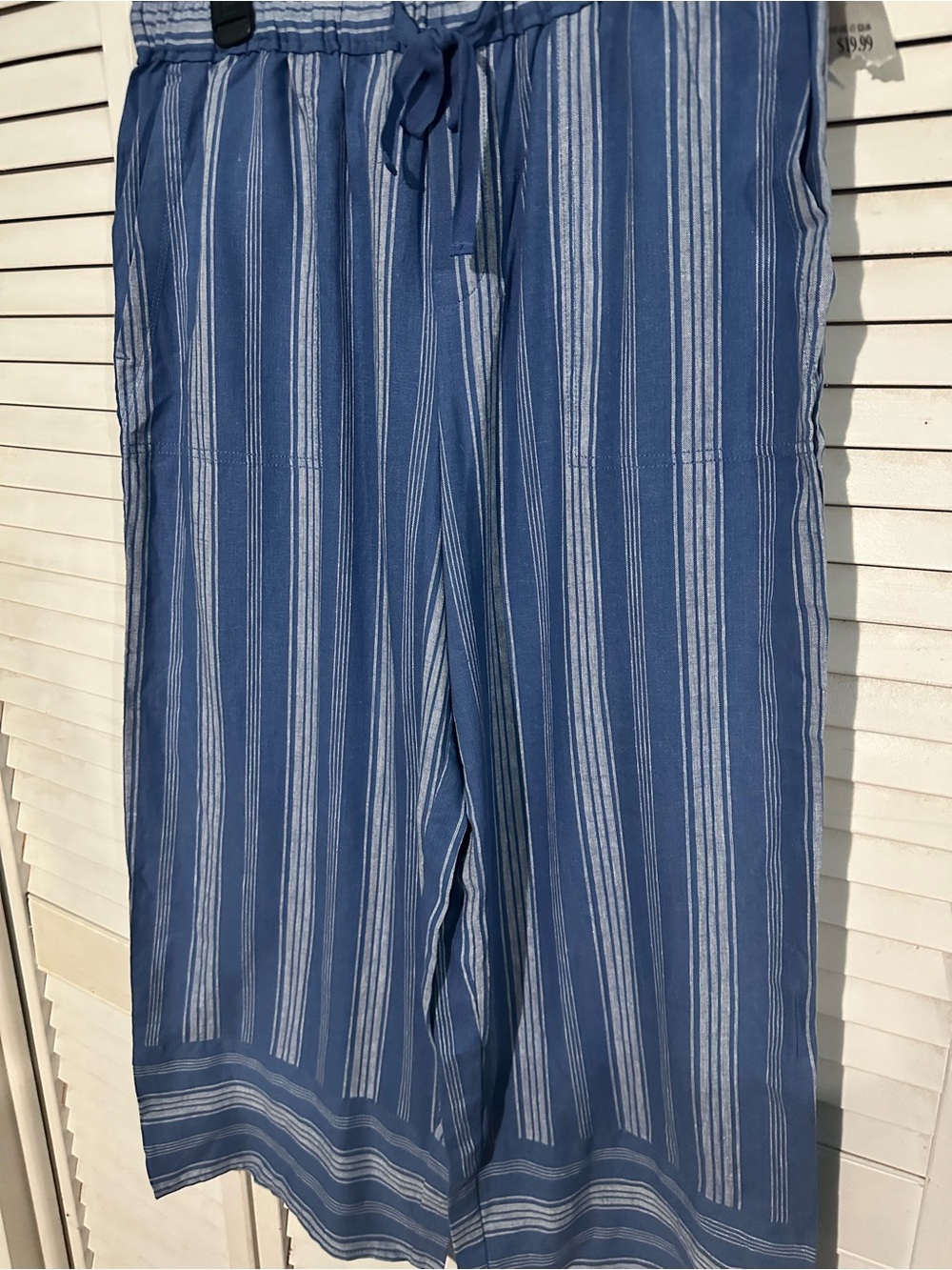 Relaxed Blue Striped Wide-Leg Capris